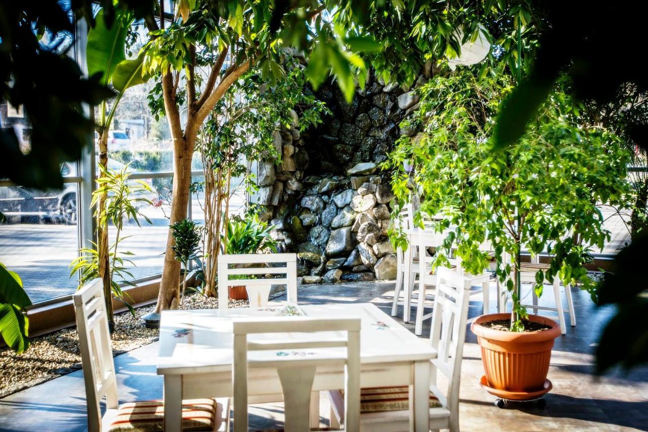 Hotel Luka Радом Экстерьер фото