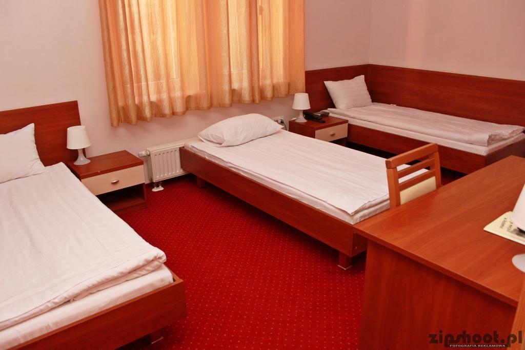 Hotel Luka Радом Номер фото