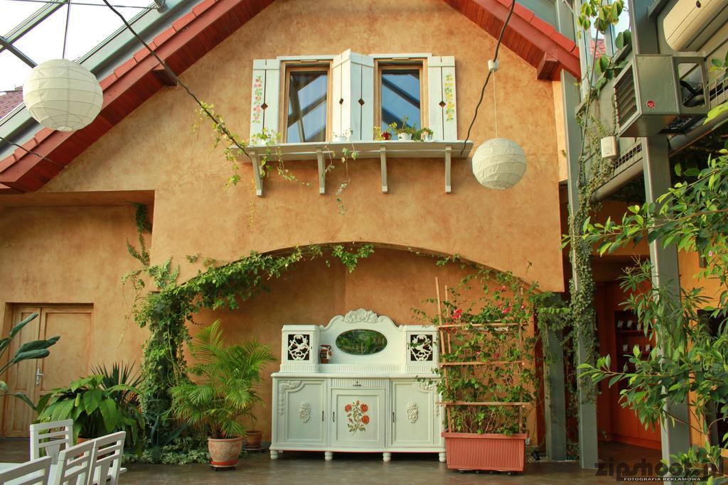 Hotel Luka Радом Экстерьер фото